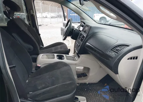 2016 Dodge Grand Caravan Sxt z USA, uszkodzony, nr VIN 2C4RDGCG0GR179959